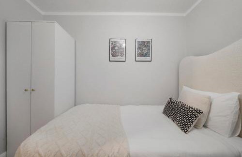 Milton Keynes 3BR, Stylish Home, Sleeps 5, Families Stays, Parking , Fast WiFi - Foto 4