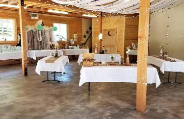 Barn-Style Vacation Rental with Mountain Views in Thayne, Wyoming - Foto 10