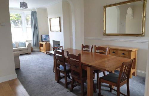 Seahorse House, Beautiful Large house next to the Beach & Park & near Zoo, Hythe - Foto 16