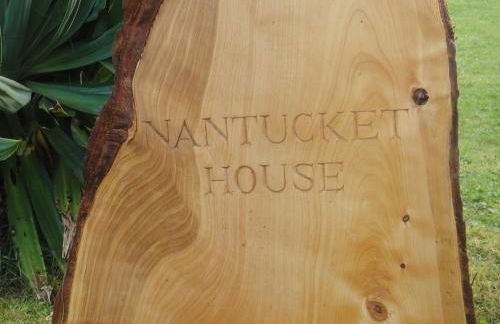 Nantucket House - Photo 21