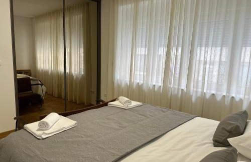 Emily at CITY CENTER - Foto 29