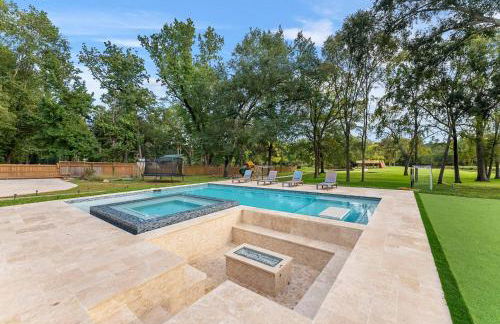 Pickleball & mini-golf, Pool/Spa, Epic Gameroom! - Photo 38