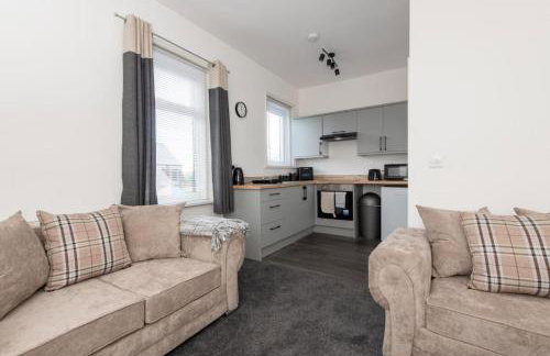 DiscountsContractorsWIFIFree ParkingSmart TV - Foto 4