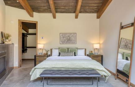 Newly Built • Sauna • Hot Tub • Cold Punge Lazy River Glamp-House by AvantStay - Foto 42