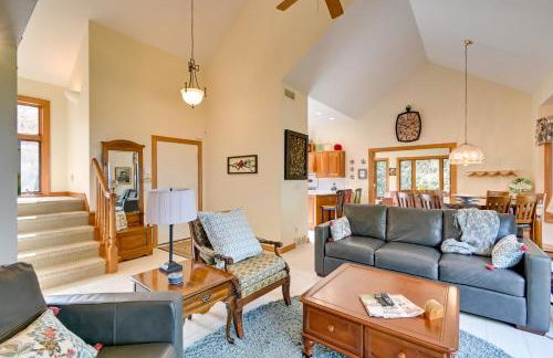 Sturgeon Bay Hideaway with Direct Water Access! - Photo 5