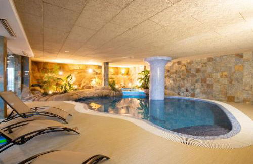 Villa Luxueuse, 2 piscines, spa et salle de sport, 5 chambres, 4 salles de bain - Foto 47