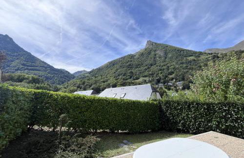 Chalet T4 à Cauterets avec parking et terrasse - FR-1-812-11 - Foto 7