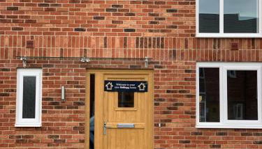 LUXURY 3 BED HOME with MULTIPLE FREE PARKING BAYS Early Check-in Late Check- Out Allowed - Foto 1