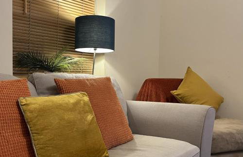 Gt. Marlow TownHouse- Families, Pets & Contractors - Photo 19