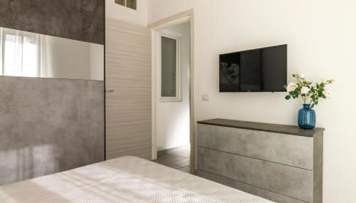 Cagliari Center - San Benedetto House 2 - Foto 4, wardrobe