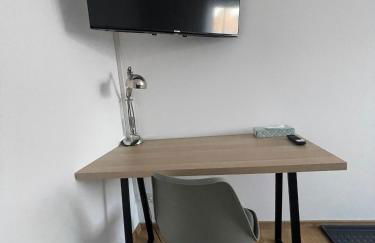 Großzügige Ferienwohnung in Stadtilm, WLAN, Küche und Bad - Photo 6