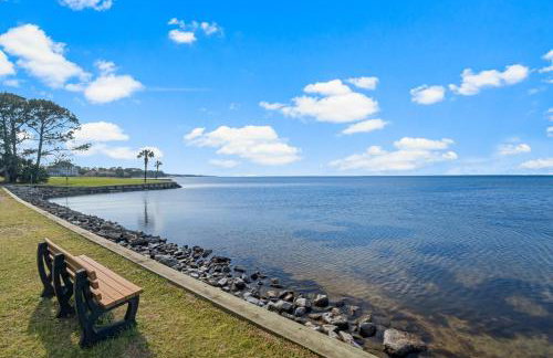 Sandestin Bayfront Studio with balcony and breathtaking views - Foto 35