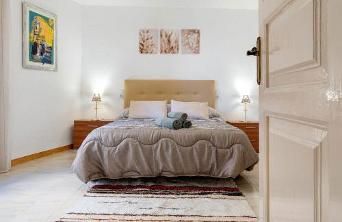 Apartamentos El Compromiso - Foto 17