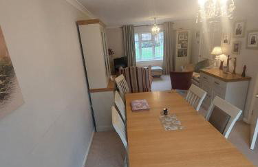 Beautiful Modern Cottage in Beaconsfield 3 bed - Foto 7