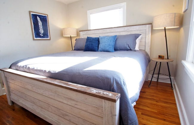 Beautiful Bungalow Next to Unc-free Cruiser Bikes! - Foto 3