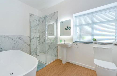 Pembrokeshire Near Beach With A Hot Tub - Foto 11