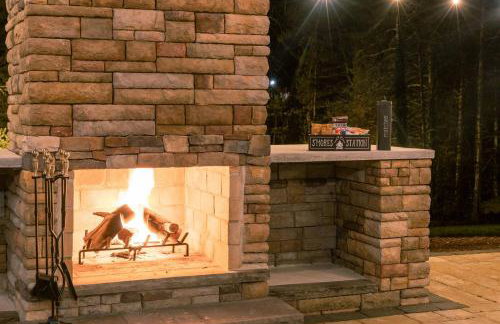 Harpers Ferry, Cozy Escape, Patio & Fireplace - Photo 3