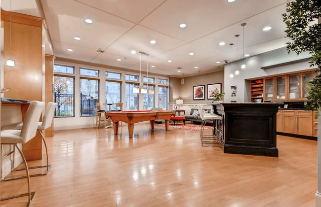 Bluebird Suites in Downtown Providence - Foto 26