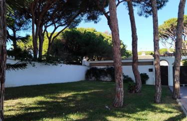 Villa Verde con Piscina a 800m de la Playa by Chiclana Dreams - Foto 38