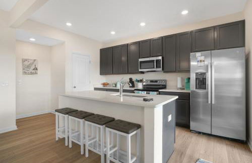 Robert's Retreat - Brand new home w/ gorgeous water views! - Foto 21