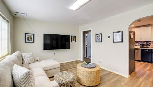 2 Mi to Potomac Mills Modern Home in Woodbridge - Foto 4