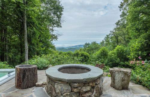 Blue Ridge Bliss Gorgeous home with hot tub & stunning views - Foto 28