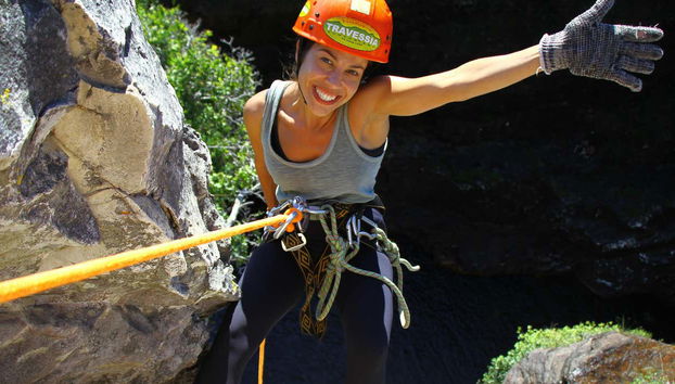 Rappelling at the Almécegas Waterfall - Foto 5