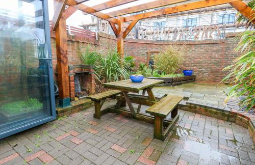 Still Waters - Foto 38