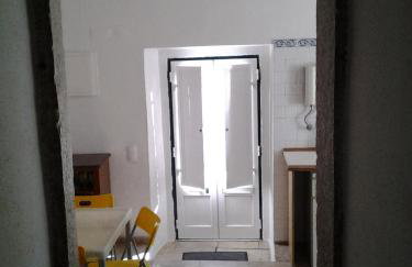 Typical small house near Lisbon - Photo 19