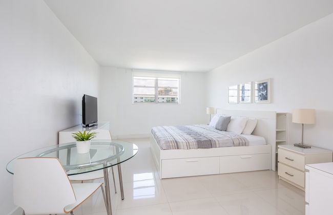 Ocean Reserve Luxury Condos Across from Sunny Isles Beach - Foto 35