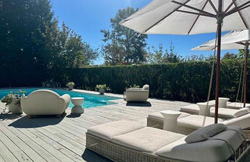 Quiet Luxury in the Heart of the Hamptons - Foto 13