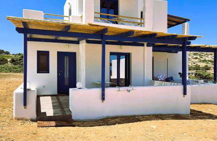 Vasilios Luxury Apartments - Photo 2