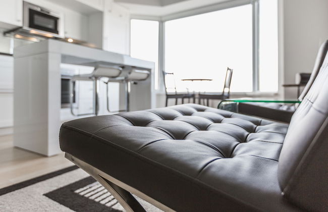 QuickStay - Chic in Yorkville (Yonge & Bloor) - Photo 15