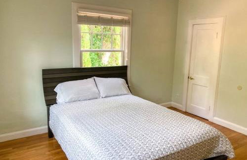 University House - 8 Bedrooms Walk to UF / Stadium - Foto 3