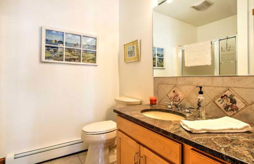 Large Kennebunk Home, Walk to Beach Less Than 2 Mi to Town - Foto 37