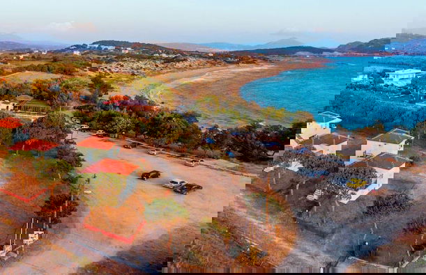 Romanos Beach Villas - Photo 1