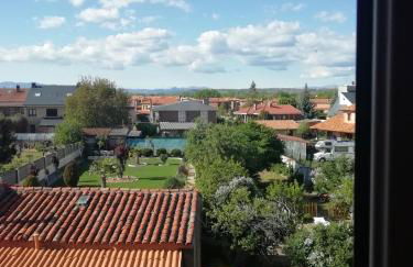 Boleta A 5 minutos de León, casa con jardín - Foto 53