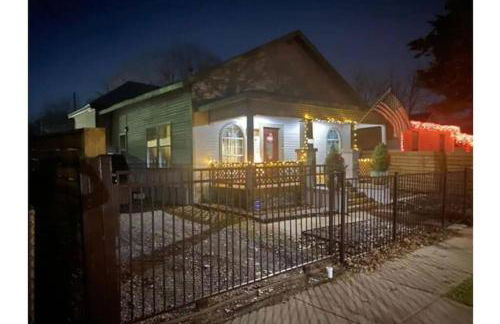 StockYards!-1 block away ! Cowboy Cottage sleeps 9 - Foto 46