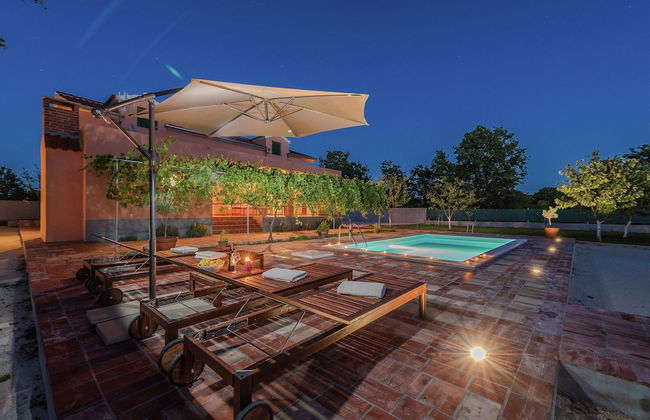 Holiday Home in Zemunik Donji With Pool - Foto 1