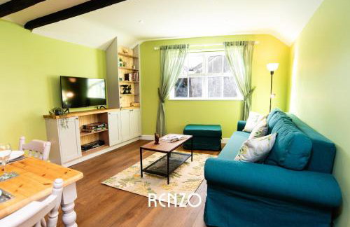 Homely 1-bed Cottage in Stoke Bardolph, Nottingham by Renzo, Stunning Countryside Location! - Foto 3