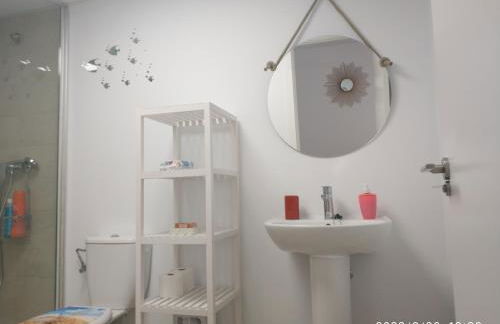 Bonito apartamento con piscina cerca de la playa. - Foto 38