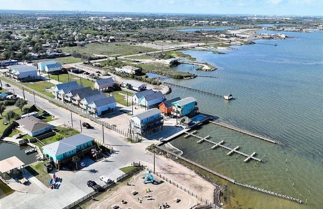 Fins and Feathers by Avantstay Waterfront Dock - Foto 38