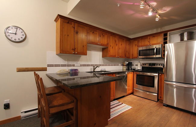 Symphony Condos by Whistler Retreats - Photo 15