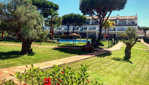 Fantastic 3-Bedroom Holiday Home including Tennis and Pool Near Golf Course - Foto 4, Garden view