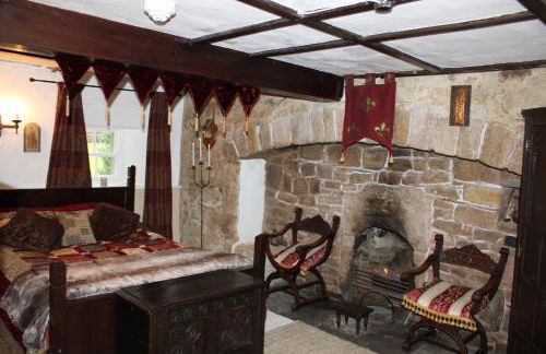 East Wing Lickleyhead Castle - Photo 8