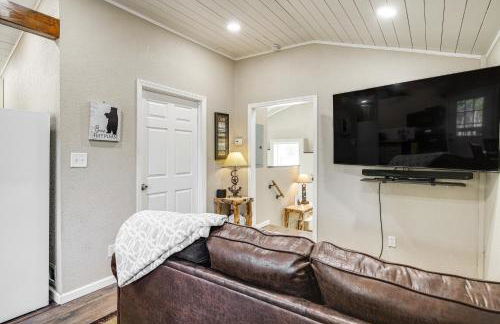 Cozy Cottage with Pool Btwn Knoxville and Pigeon Forge - Foto 4