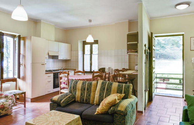 Unique Holiday Experience in Greenery near Lake - Foto 13