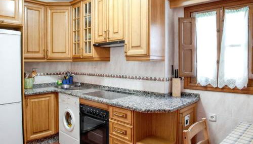 Charming House in Robledillo de Gata with Fireplace and Terrace - Foto 3