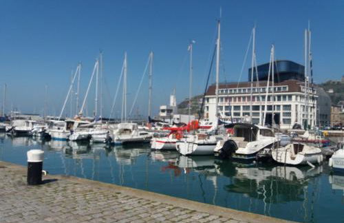 LE WELCOME vue port appartement plain pied - Foto 35