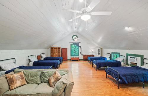 Wonderland Cabin - Enchanting Lakeside Sanctuary - Foto 11